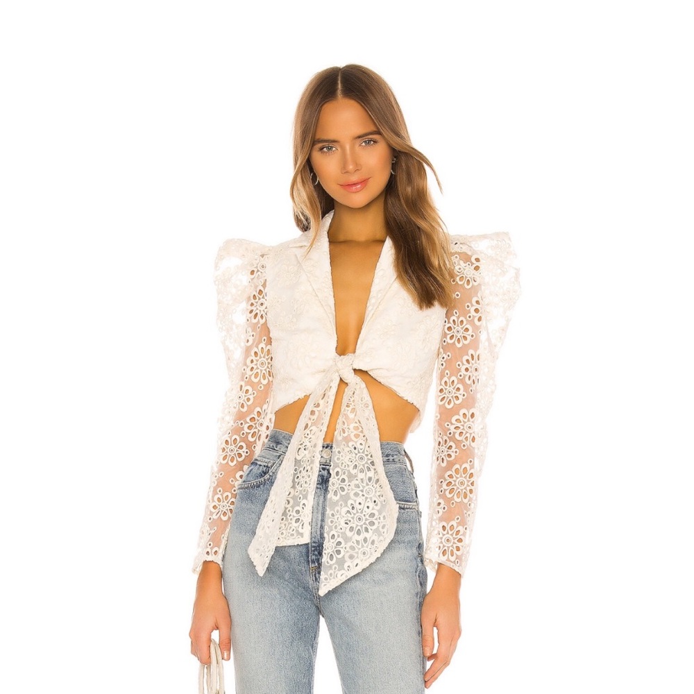 Beautiful ivory Cropped Lace Blouse by Lovers & Friends XS